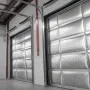 VEVOR Reflekterende Isoleringsrulle, EPE Skumkerne Strålende Barriere, 3 mm 76,2 m x 1,22 m, Aluminiumsfolie Hvid PE Film