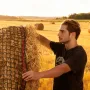 VEVOR Round Bale Hay Net, 1.5 x 1.5 x 1.5 m, 38.1 x 38.1 mm Holes, PE Material, Knotless Design, with Zip Ties, Needle Shuttle, 